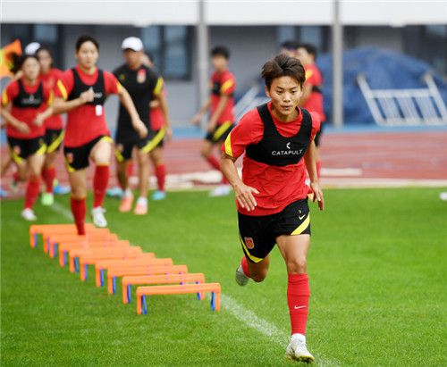 全场比赛结束，切尔西2-0谢菲尔德联！